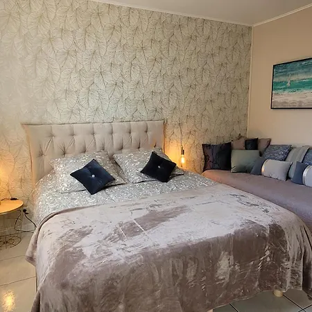 Renovee Avec Piscine Privee *